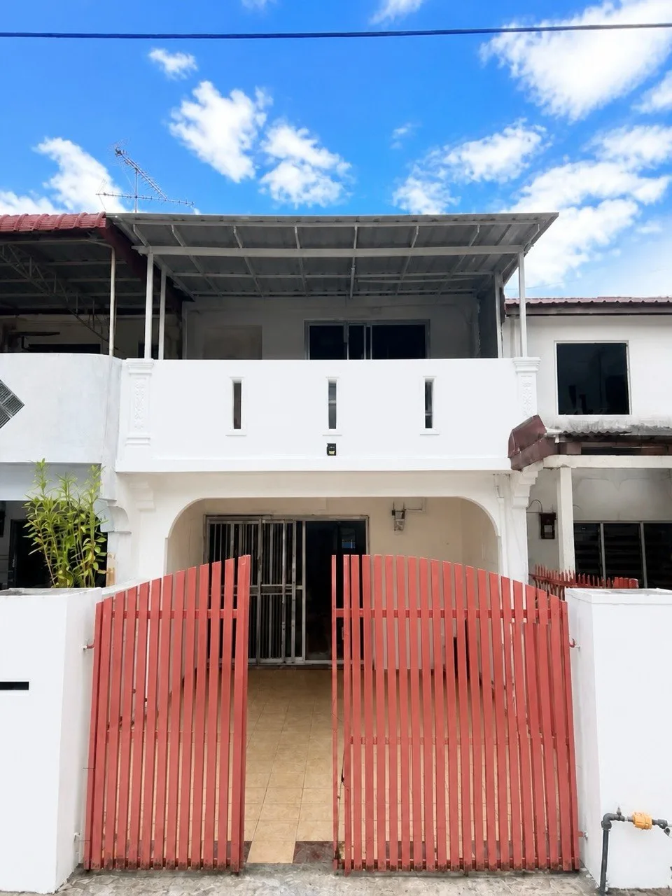 X, JALAN MELUNAK 6X,TAMAN DESA CEMERLANG 81800 ULU TIRAM JOHOR