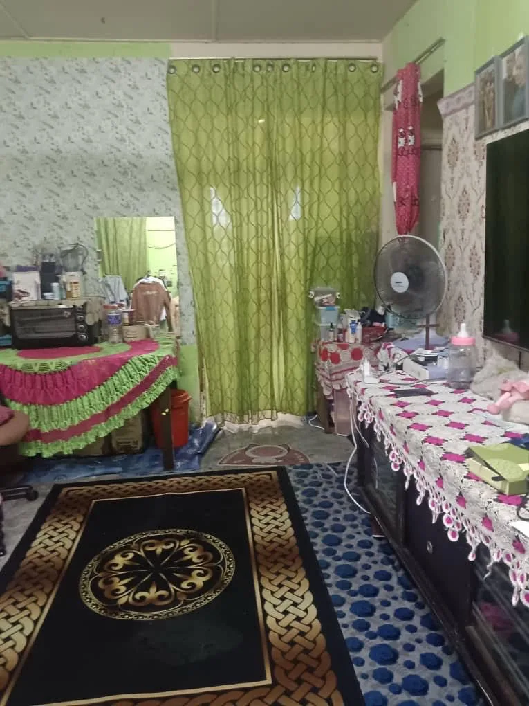 05-XX, FLAT TERATAI BLOK C,TAMAN PLENTONG UTAMA