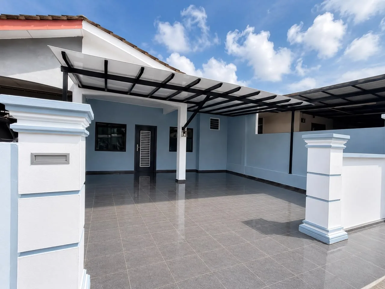 NO 1XXX, JALAN ANGGERIK 6/X BANDAR TENGGARA