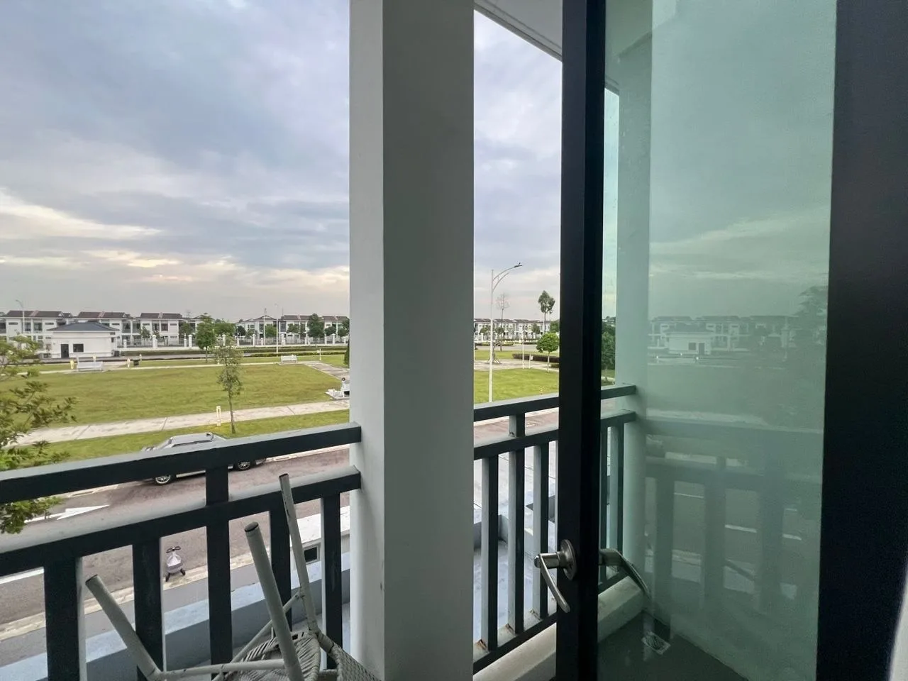 View 13